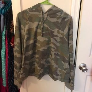 Like new Torrid camouflage cropped hoodie